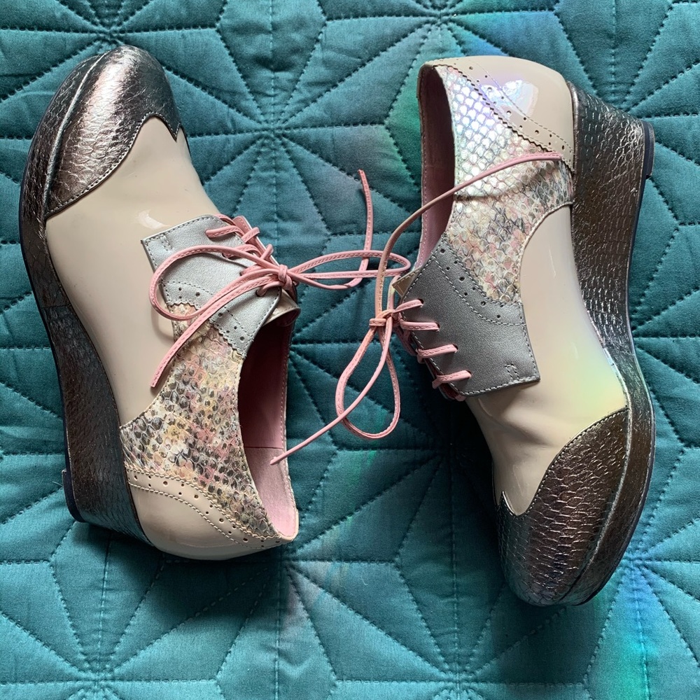 Shoes of Prey Vinyl Platform Sneakers